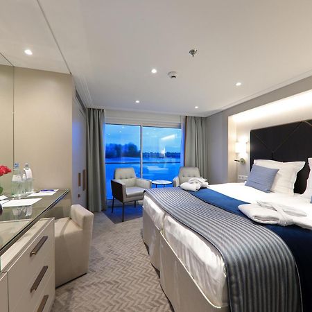 Hotelschiff Lady Diletta Кьолн Екстериор снимка
