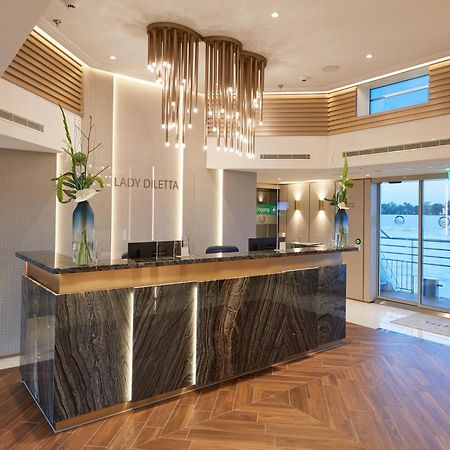 Hotelschiff Lady Diletta Кьолн Екстериор снимка