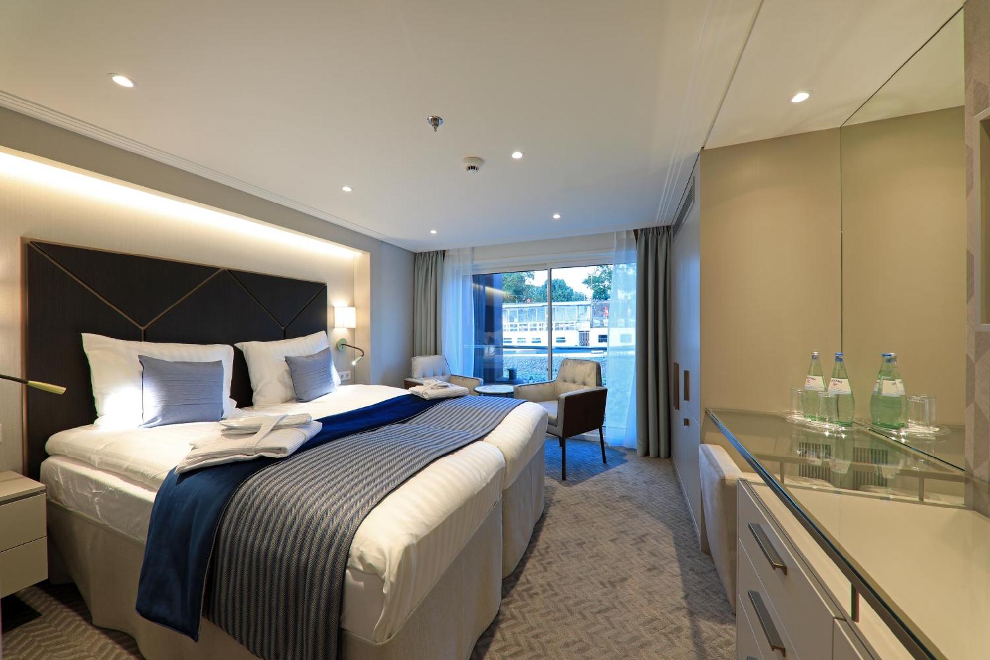 Hotelschiff Lady Diletta Кьолн Екстериор снимка
